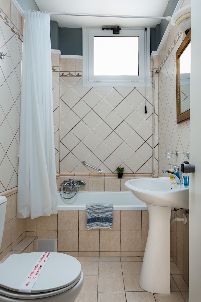 Standard Single Room photo 2