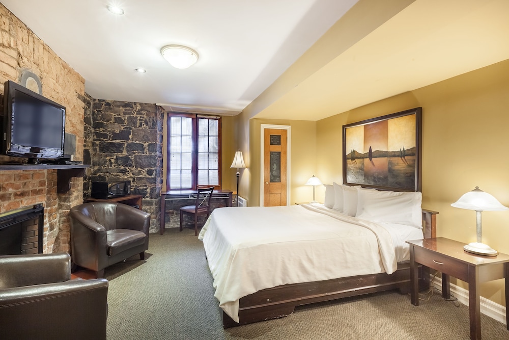 Junior Suite, 1 Queen Bed photo 1