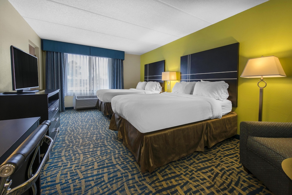 Standard Room, 2 Queen Beds, Accessible - Photo 1