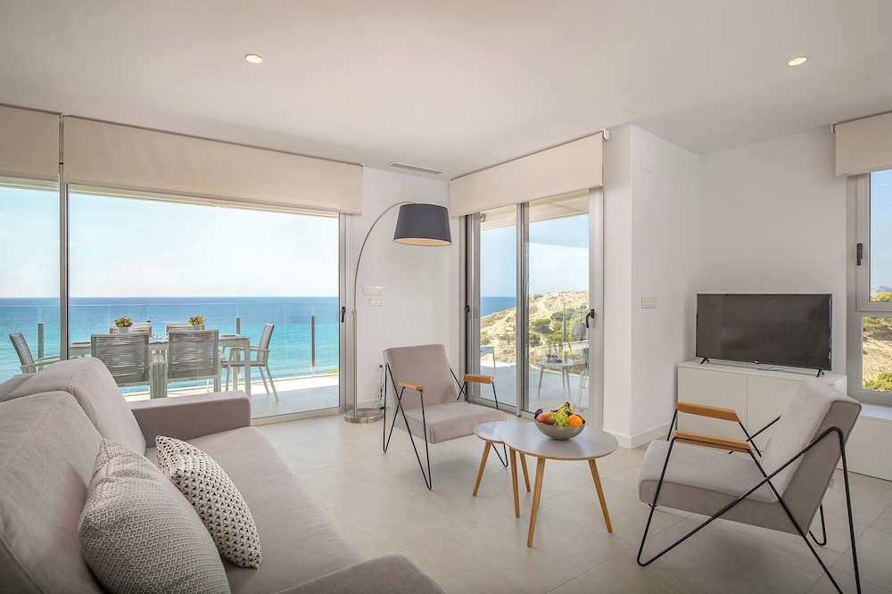 Panoramic Apartment, 1 Bedroom, Sea View - Photo 6
