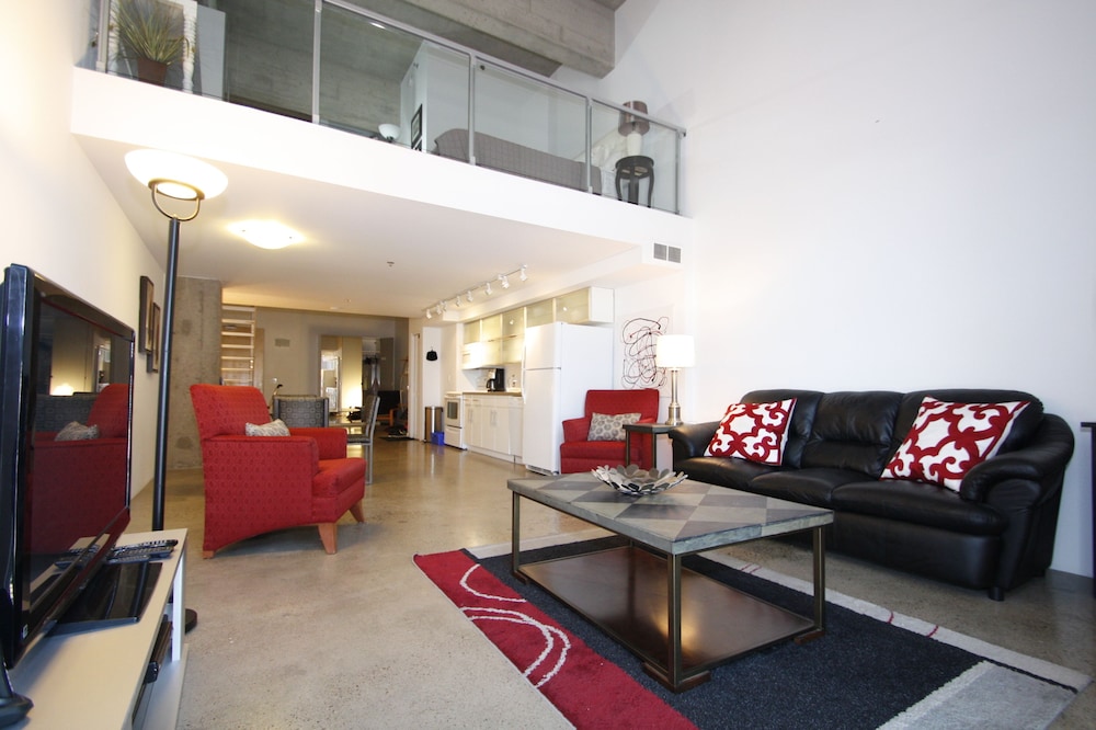 Condo, 1 Bedroom, City View