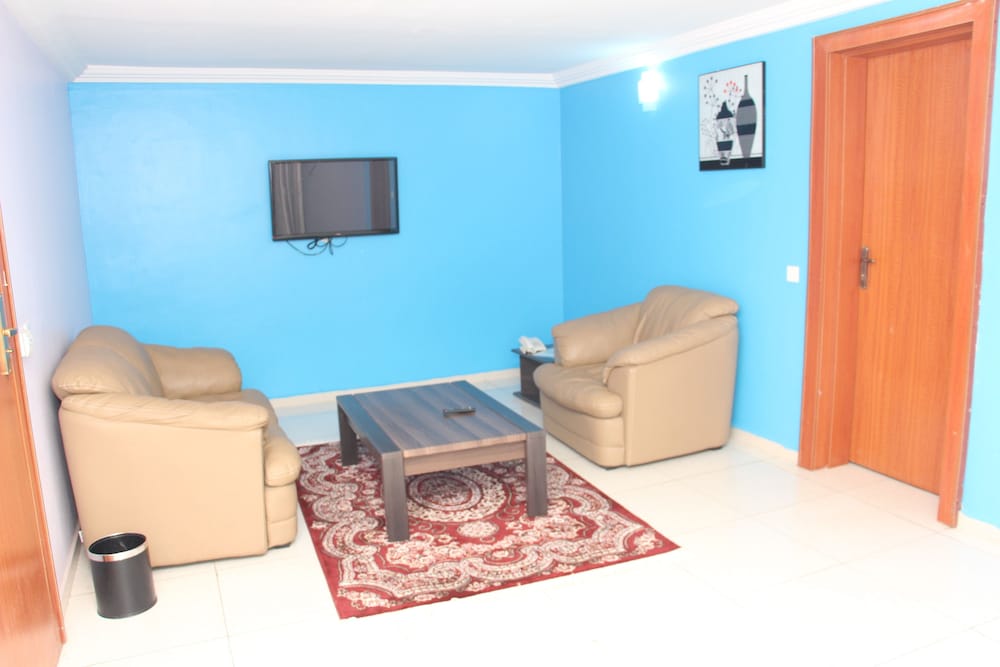 Executive Suite photo 2