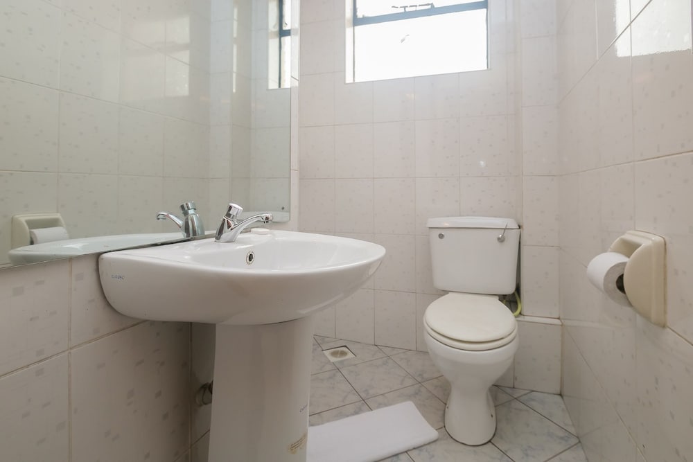 Deluxe Double Room - Photo 9