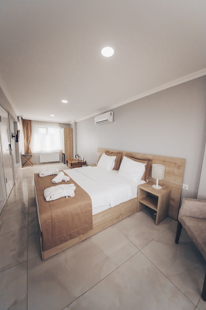 Superior Double Room - Photo 1