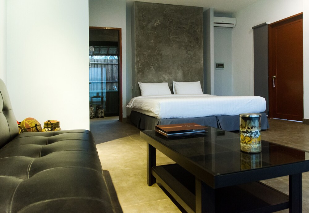 Executive Suite photo 1