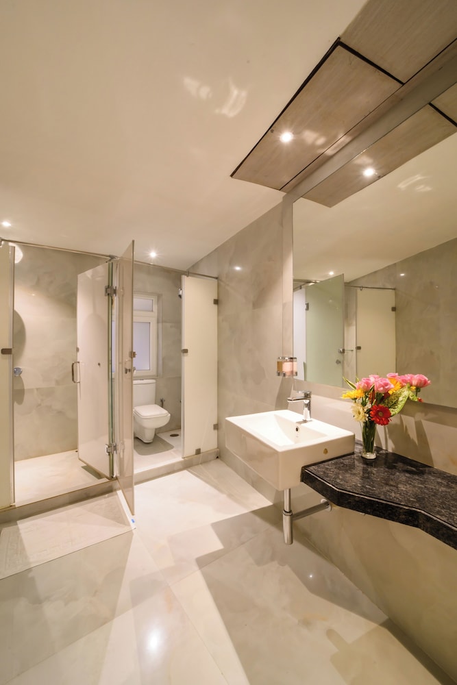 Quadruple Room, 1 Bedroom, Sea View - Photo 6