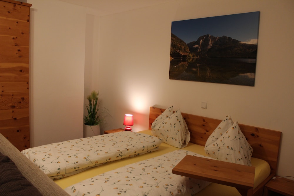 Deluxe Apartment, 1 Bedroom, Non Smoking, Mountain View (1, incl. EUR 40 Cleaning fee) photo 2
