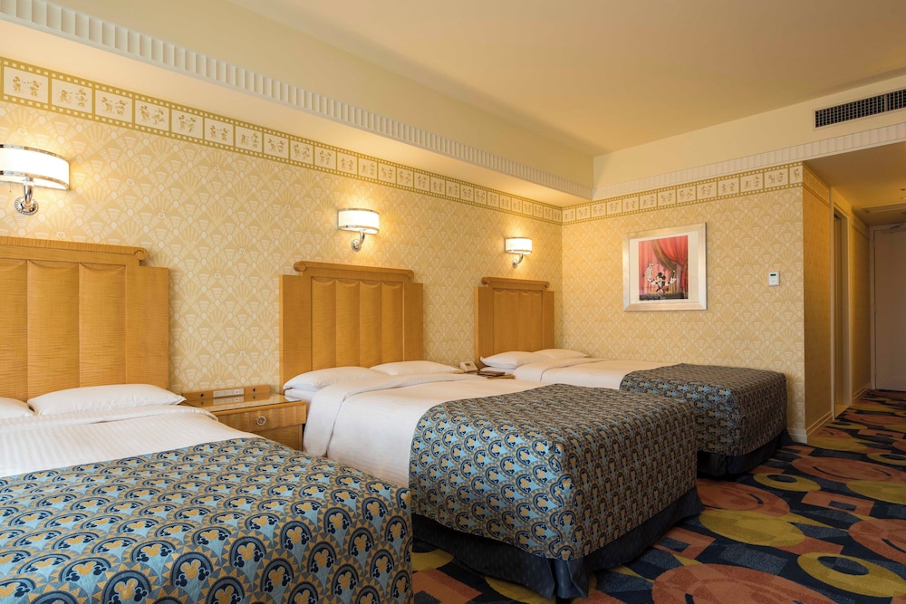 Standard Triple Room (Non Smoking) photo 3