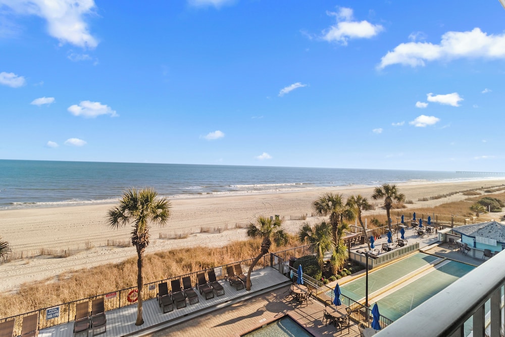 Schooner Oceanfront Deluxe Cabana Room - Photo 8