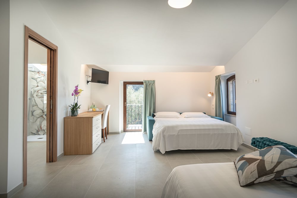 Quadruple Room, City View