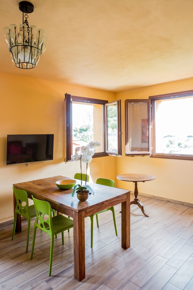 Apartment, 1 Bedroom, Sea View photo 2