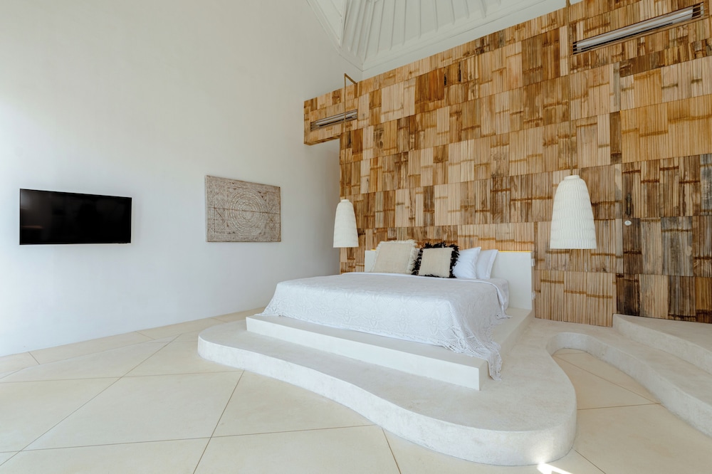 Ratu Suite