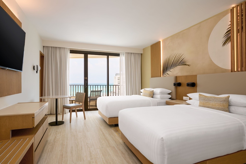 Room, 2 Double Beds, Ocean View (Balcony) - Photo 1