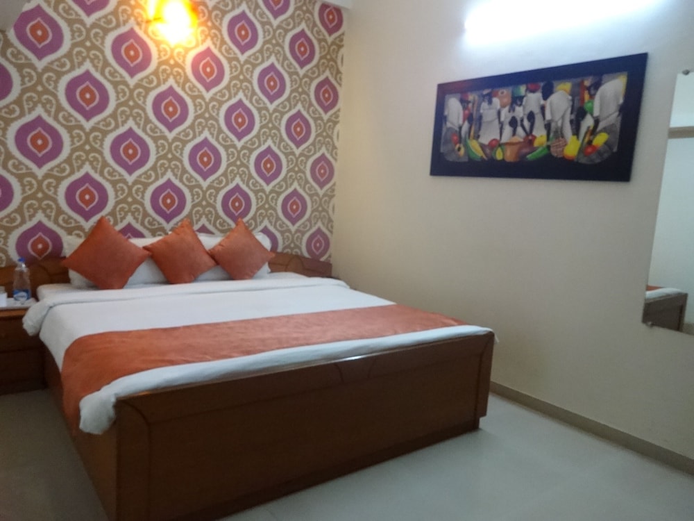 Deluxe Double or Twin Room - Photo 7