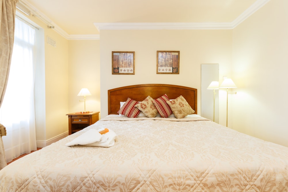 Deluxe Double Room, 1 Queen Bed photo 3