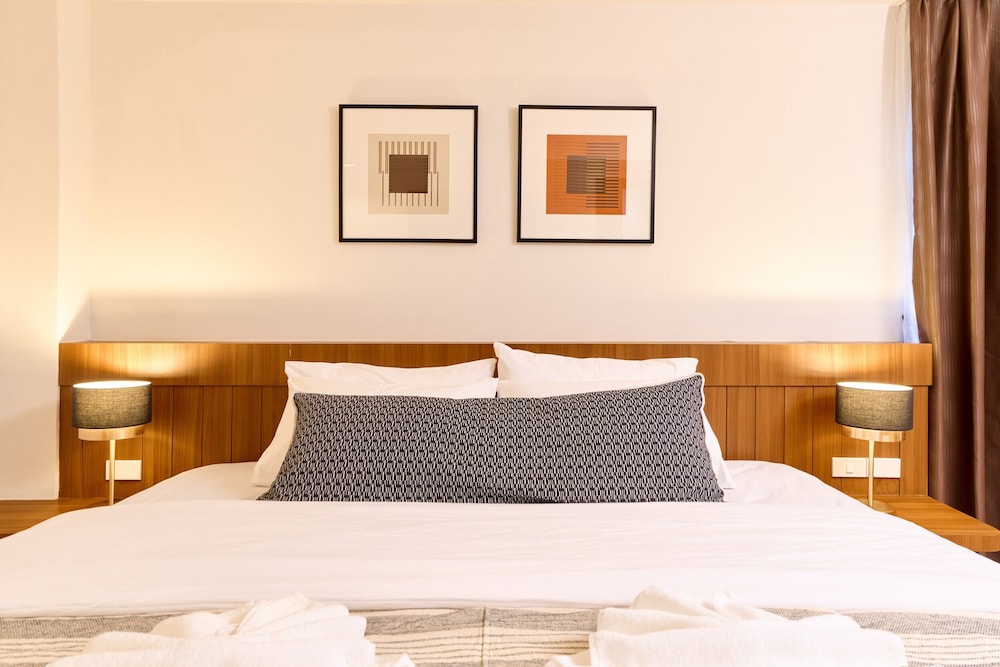 Family Studio Suite, 2 Bedrooms - Photo 1