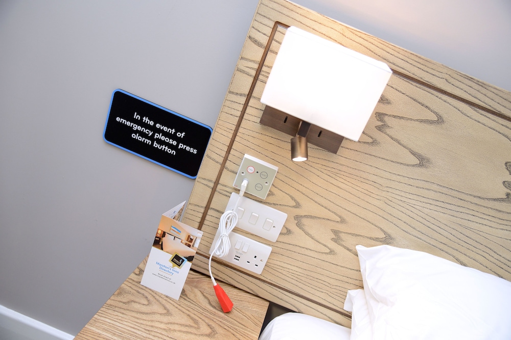 Double or Twin Room, Accessible - Photo 4