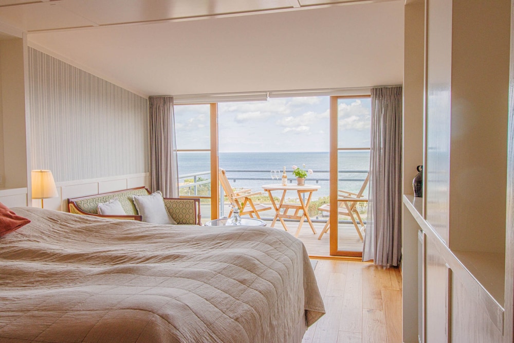 Deluxe Room, Ocean View, Ground Floor photo 2
