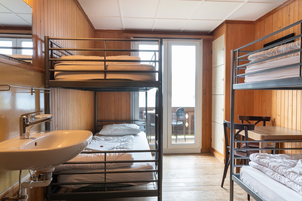 Basic Quadruple Room, Multiple Beds, Shared Bathroom, Lake View photo 2