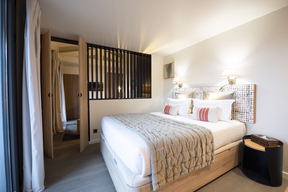 Family Quadruple Room (Ambroisie) - Photo 15