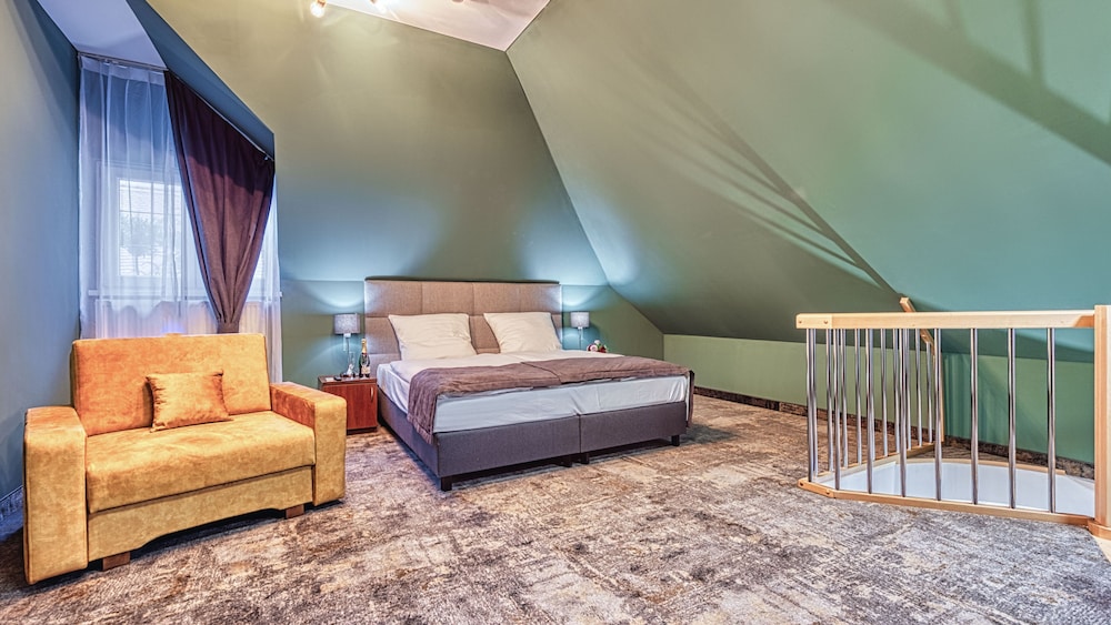 Deluxe Triple Room photo 1