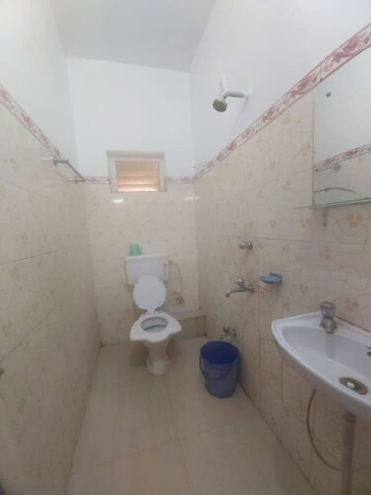 Superior Quadruple Room, Balcony (AC) photo 2