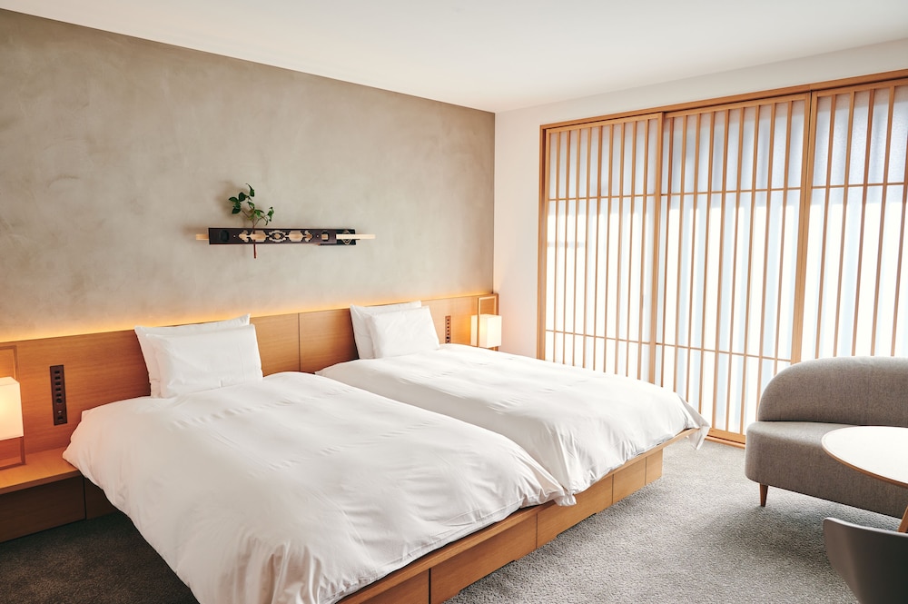 Tsuboniwa Suite for 2 Guests - Photo 2