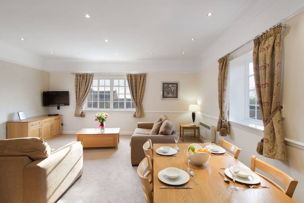 Apartment, 2 Bedrooms - Photo 15