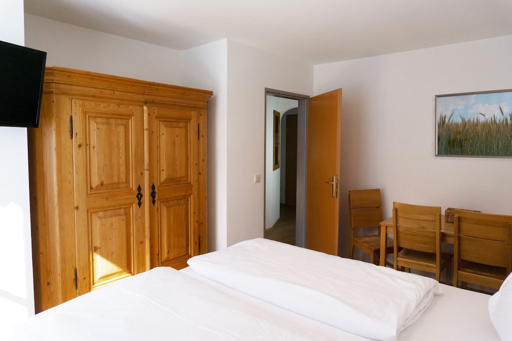 Family Suite (C)