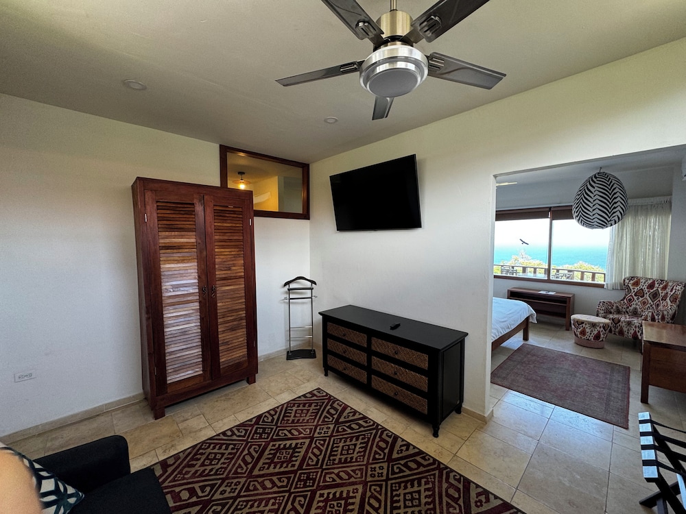 Room photo 2