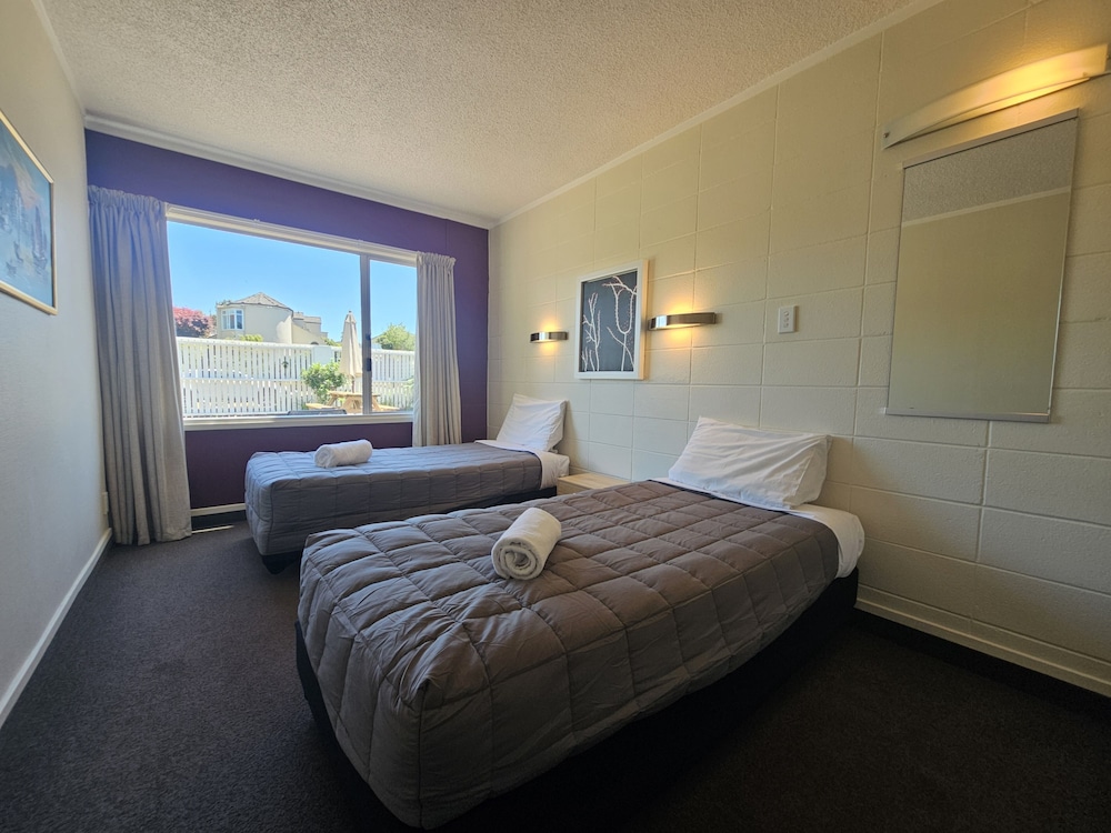 Family Suite, 1 bedroom with Tui Street view photo 1