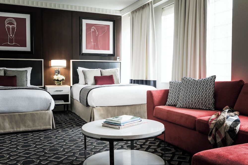 Luxury Double Room, Multiple Beds, City View thumbnail 6