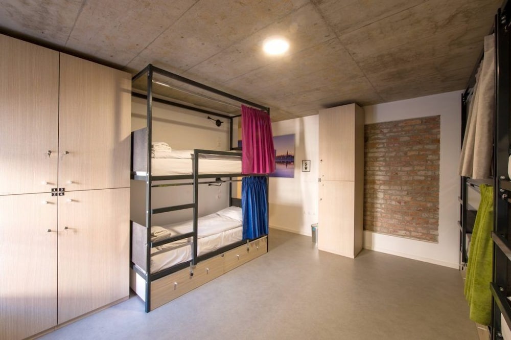 Comfort Shared Dormitory