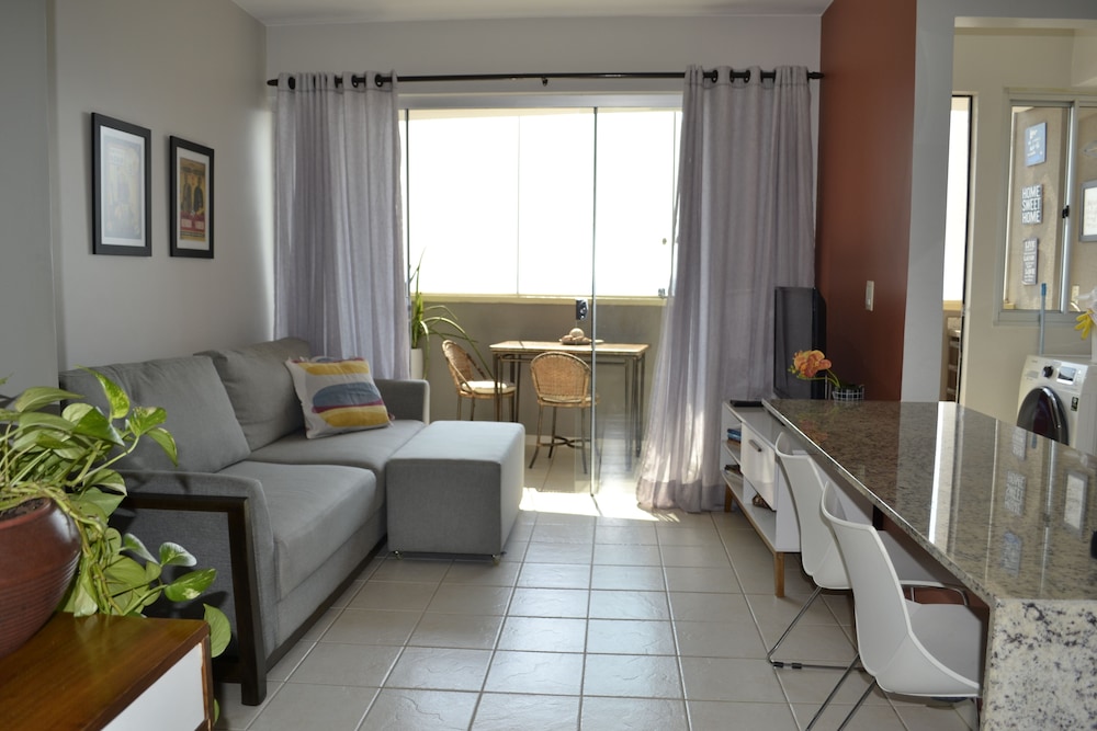 Apartment photo 2