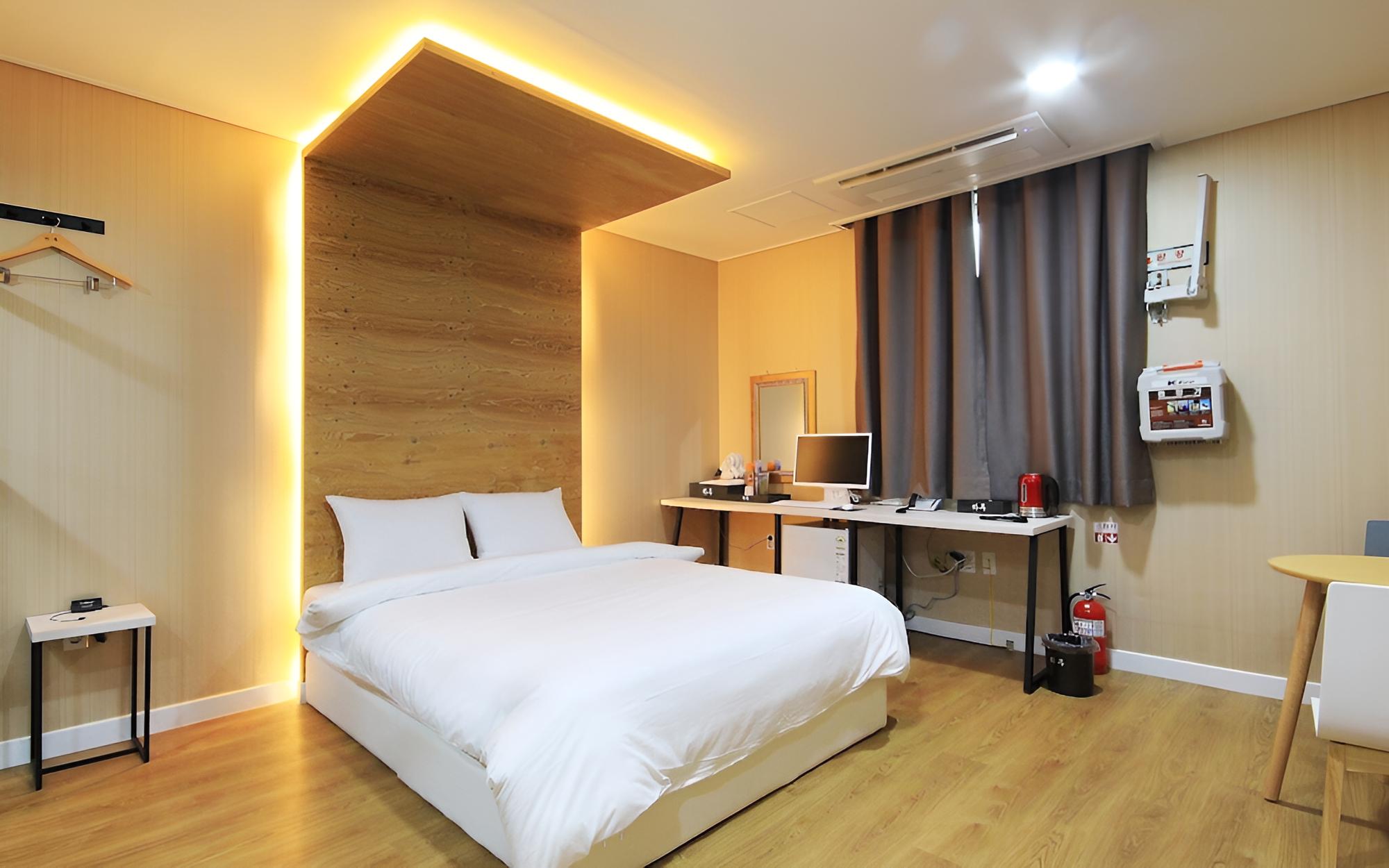 Room (Semi-Special Room) - Photo 13
