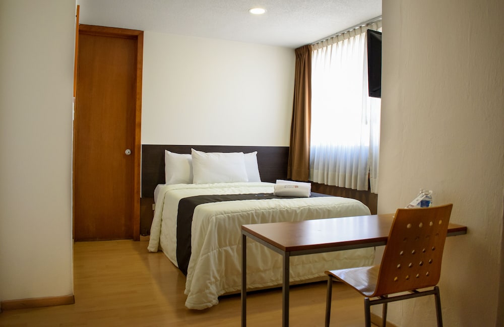 Standard Room photo 2