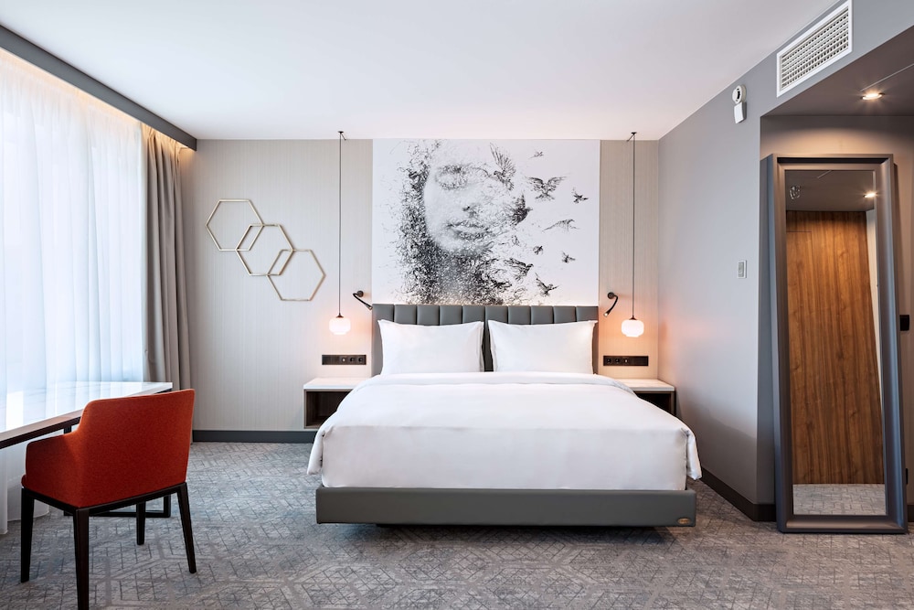 Junior Suite (with SPA  Access) - Photo 1