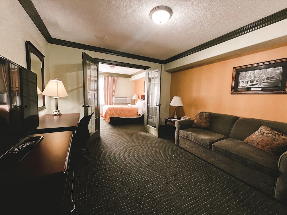 Junior Suite, 1 Queen Bed With Sofa Bed, Non Smoking photo 1
