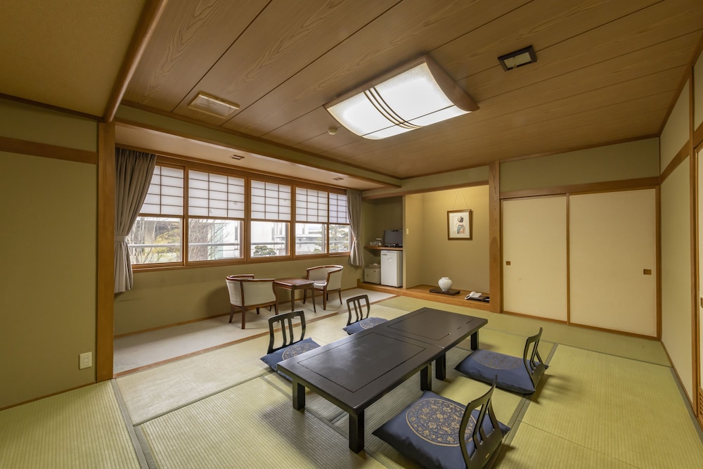 Comfort Japanese Style Room, 12 tatami, Non Smoking - Photo 1
