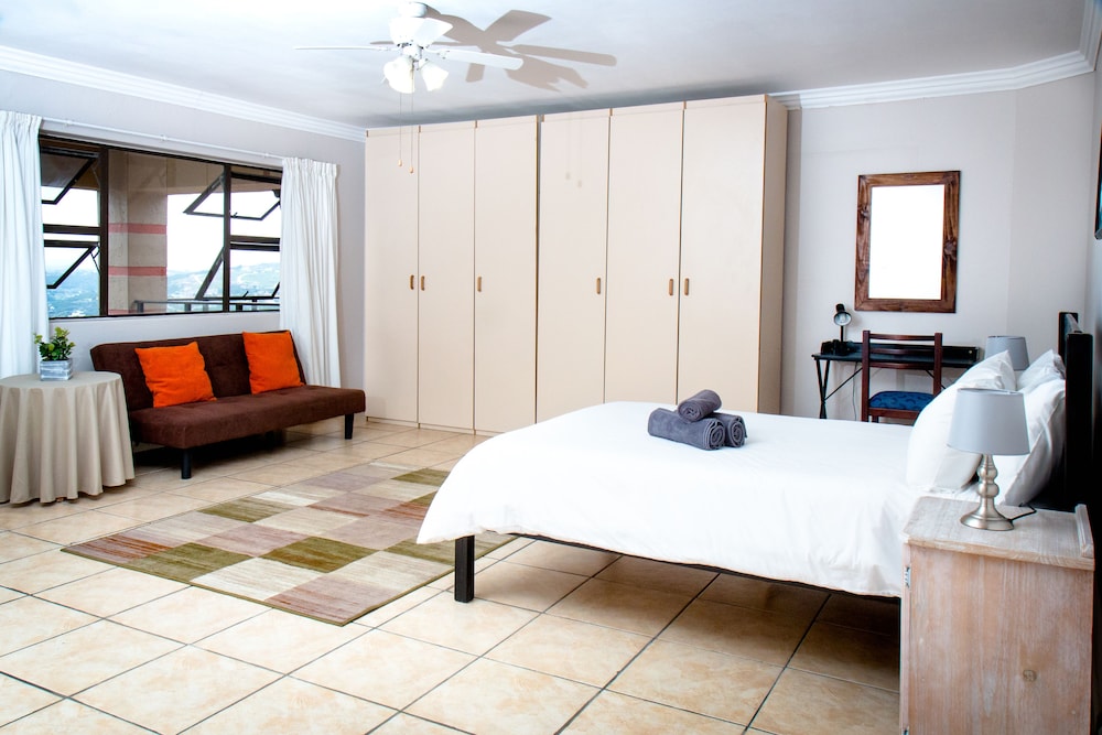 2 Bedroom Large Apartment
