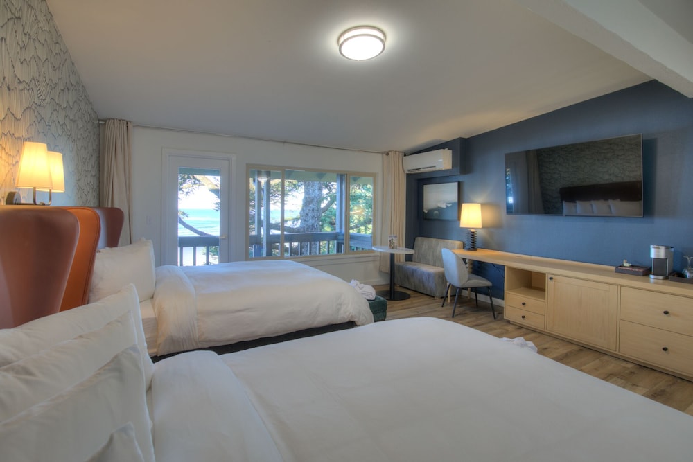 Studio, 2 Queen Beds, Ocean View photo 2