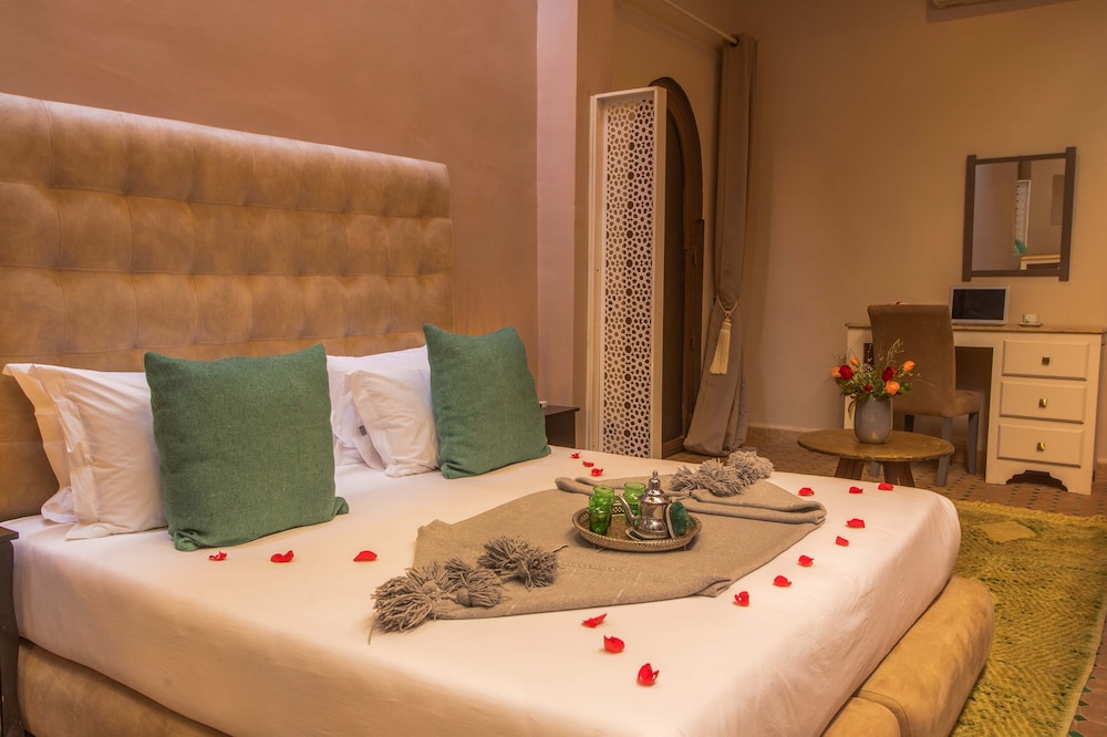 Room, 1 Double Bed, Non Smoking (Sultana)