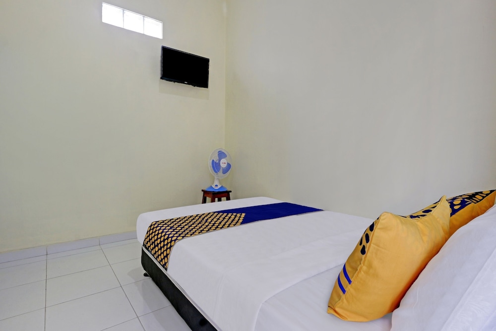 Basic Double Room photo 2