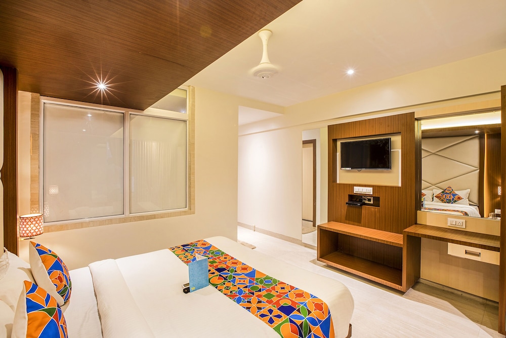 Executive Room - Photo 3