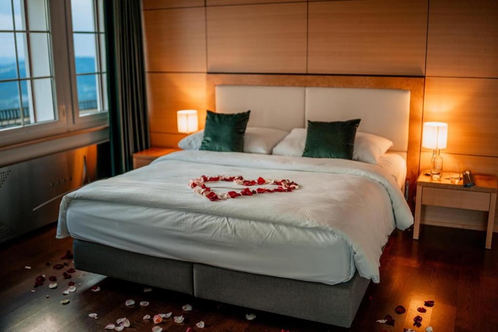 Residence Suite with Valley View