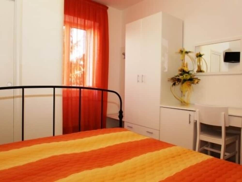 Double Room Single Use photo 3