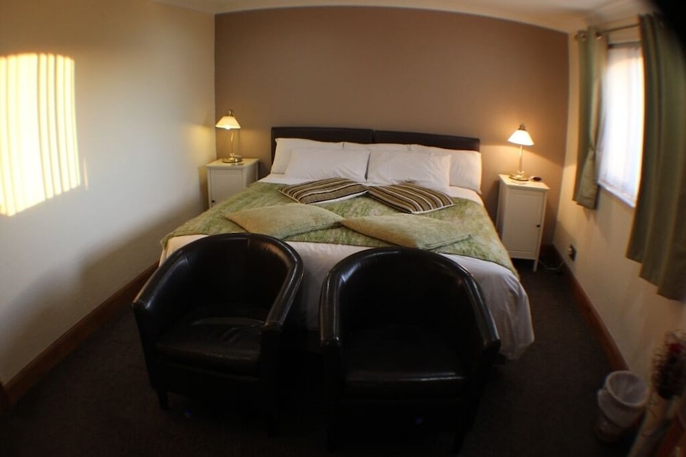 Double or Twin Room photo 2