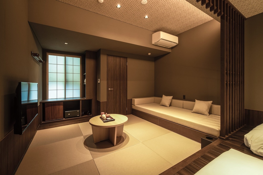Mountain side Japanese and Western style room(Annex）