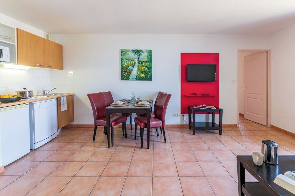 Standard Family Apartment - Photo 4