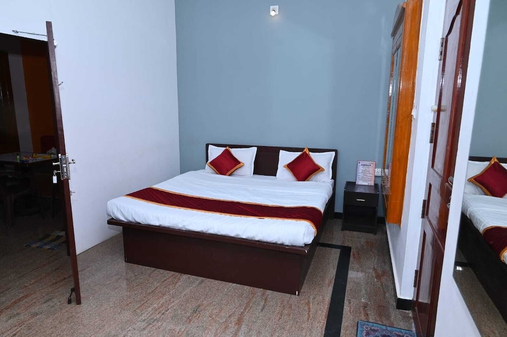 Elite Room
